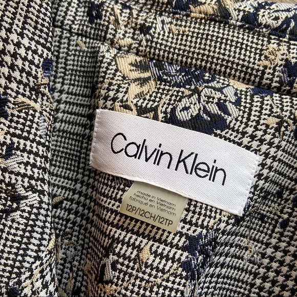 Calvin Klein Floral-Printed Plaid Jacket - Picture 4 of 15